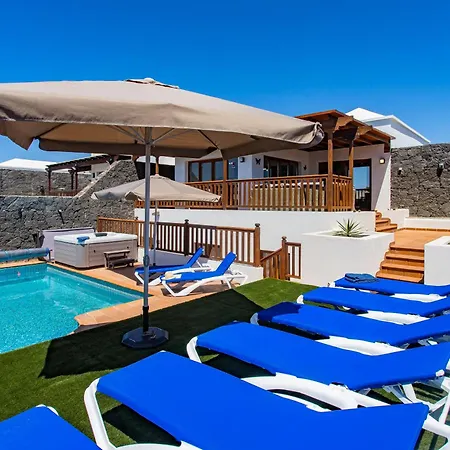 Villa Casa Papillon Playa Blanca