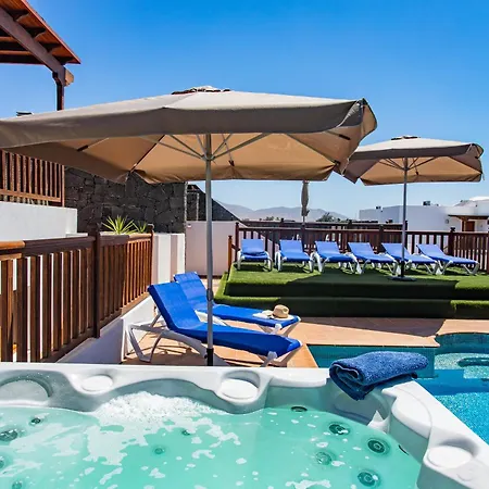 Villa Casa Papillon Playa Blanca